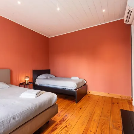 Bed & Breakfast Lake Suites 3*